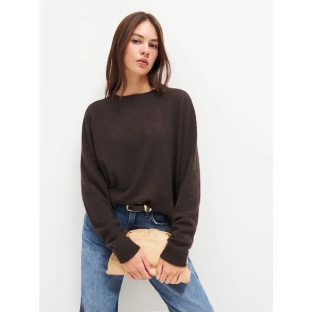 Reformation Cashmere Boyfriend Knit Crew Neck Sweater Compost Brown